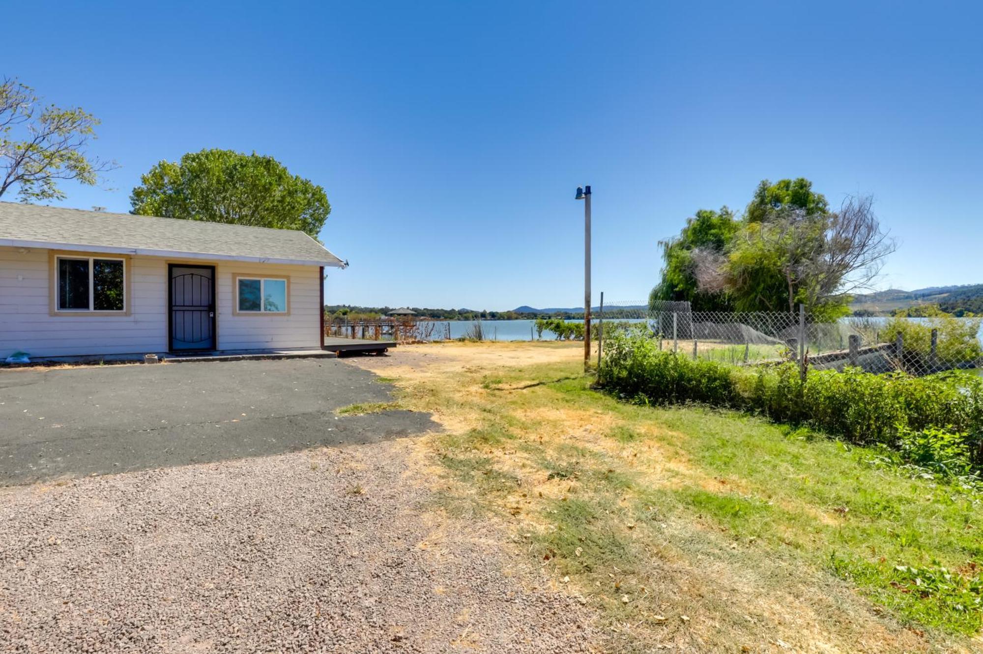 Апартаменты End Unit With Clear Lake Access In Norcal! Клирлейк Экстерьер фото