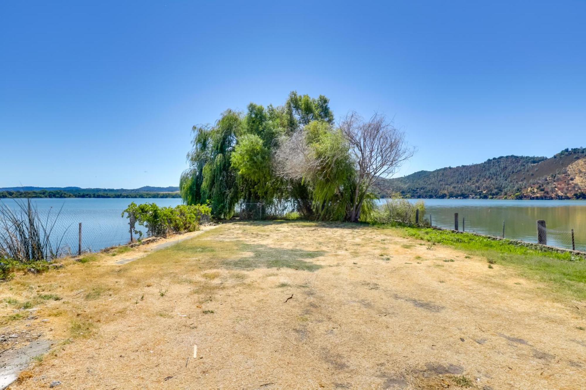 Апартаменты End Unit With Clear Lake Access In Norcal! Клирлейк Экстерьер фото